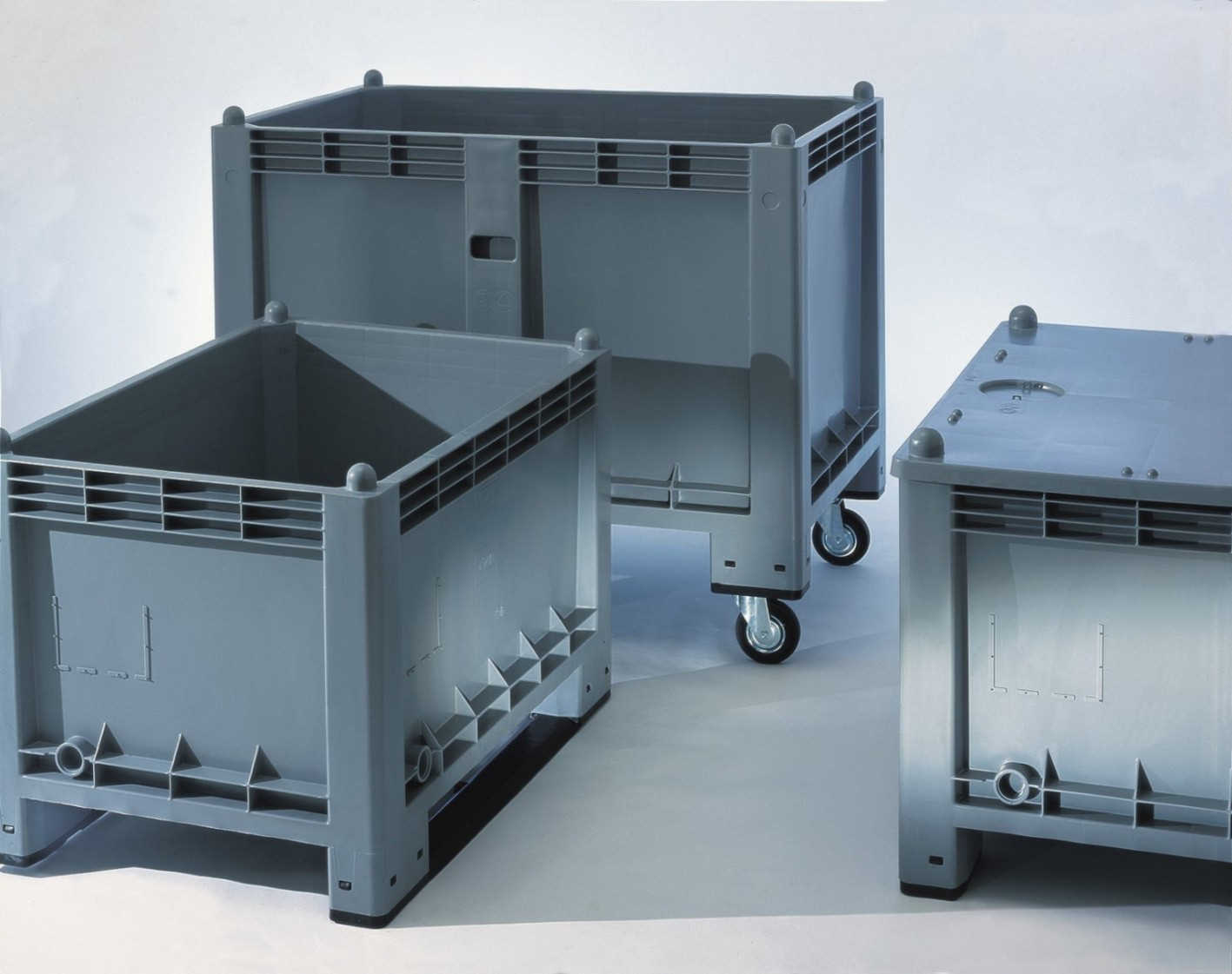 PALLET BOX CONTAINER PLASTIC CRATEs